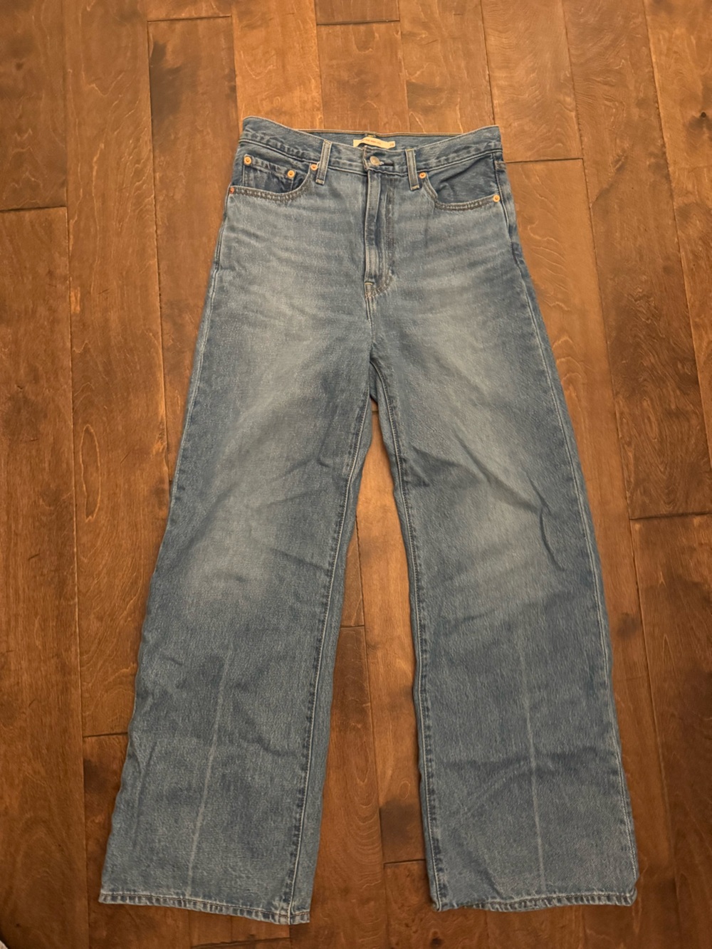 Women’s Levi’s rib cage wide leg jeans